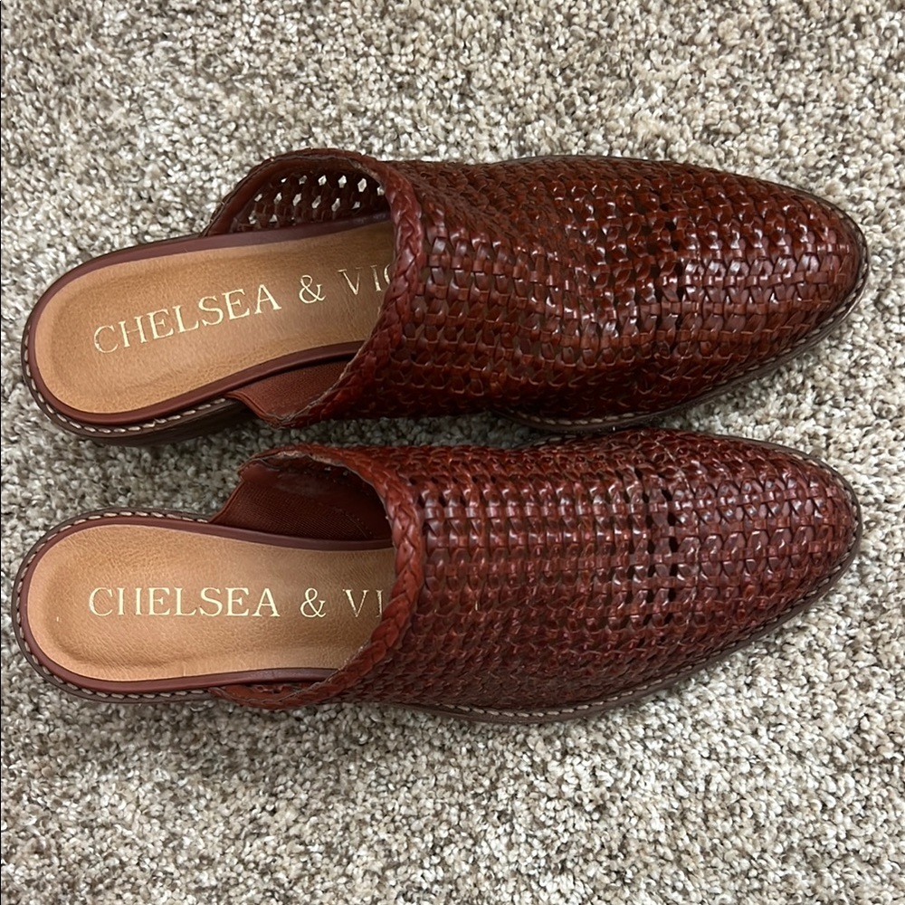 Chelsea & Violet Chestnut Woven Slip-Ons size 6.5 size 7